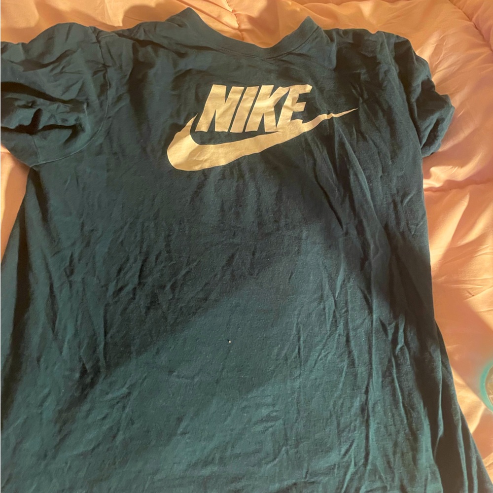 Dark turquoise Nike shirt